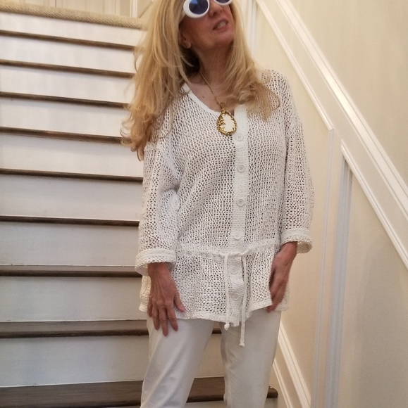 Tapemeasure NY Ex. Cond & Cleaned Fisherman Crochet Coverup Blouse, M, $25 - Picture 9 of 16